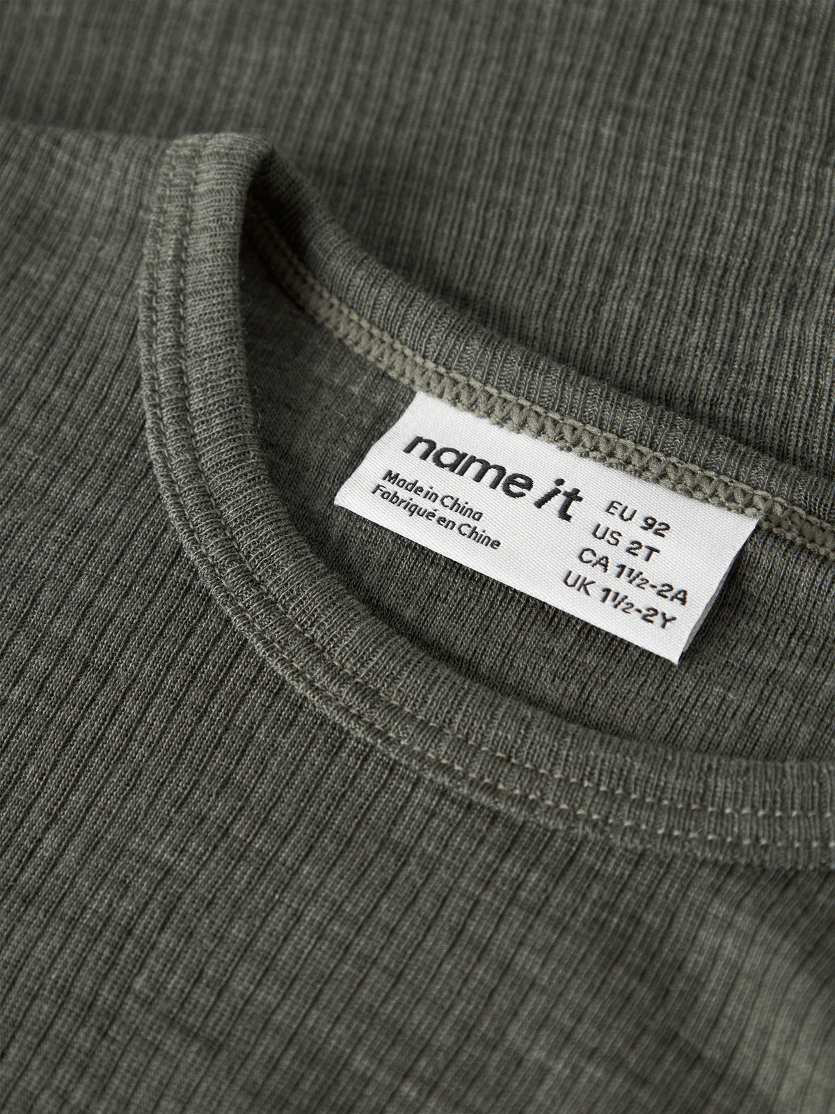 Ribbad långärmad tröja i 100% merinoull – NMNWAX WOOL RIB LS TOP NOOS - Mulled Basil