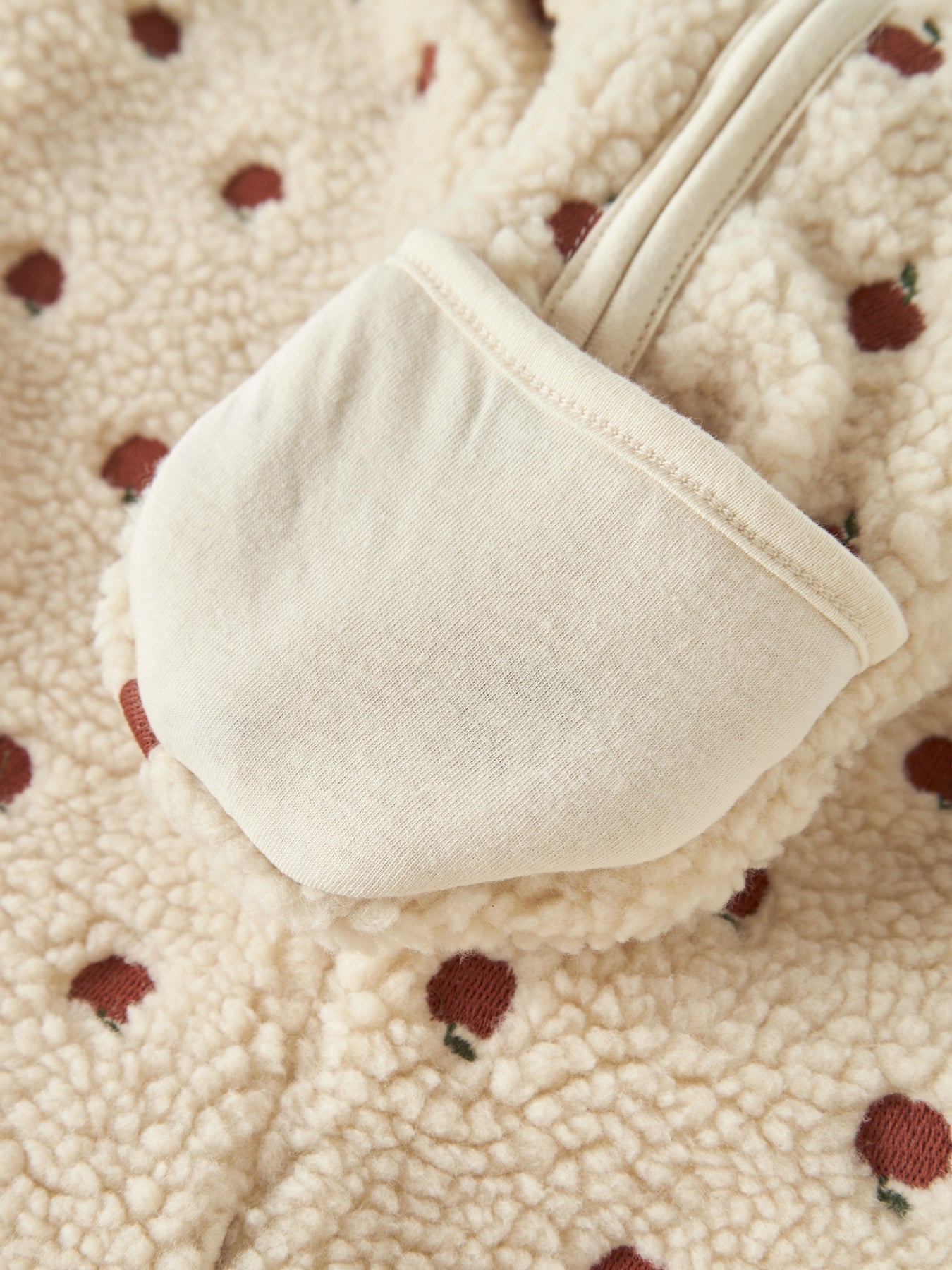 Mönstrad Teddyoverall Baby - Turtledove Apples - NBFNALO SIA LS LOOSE SUIT LIL