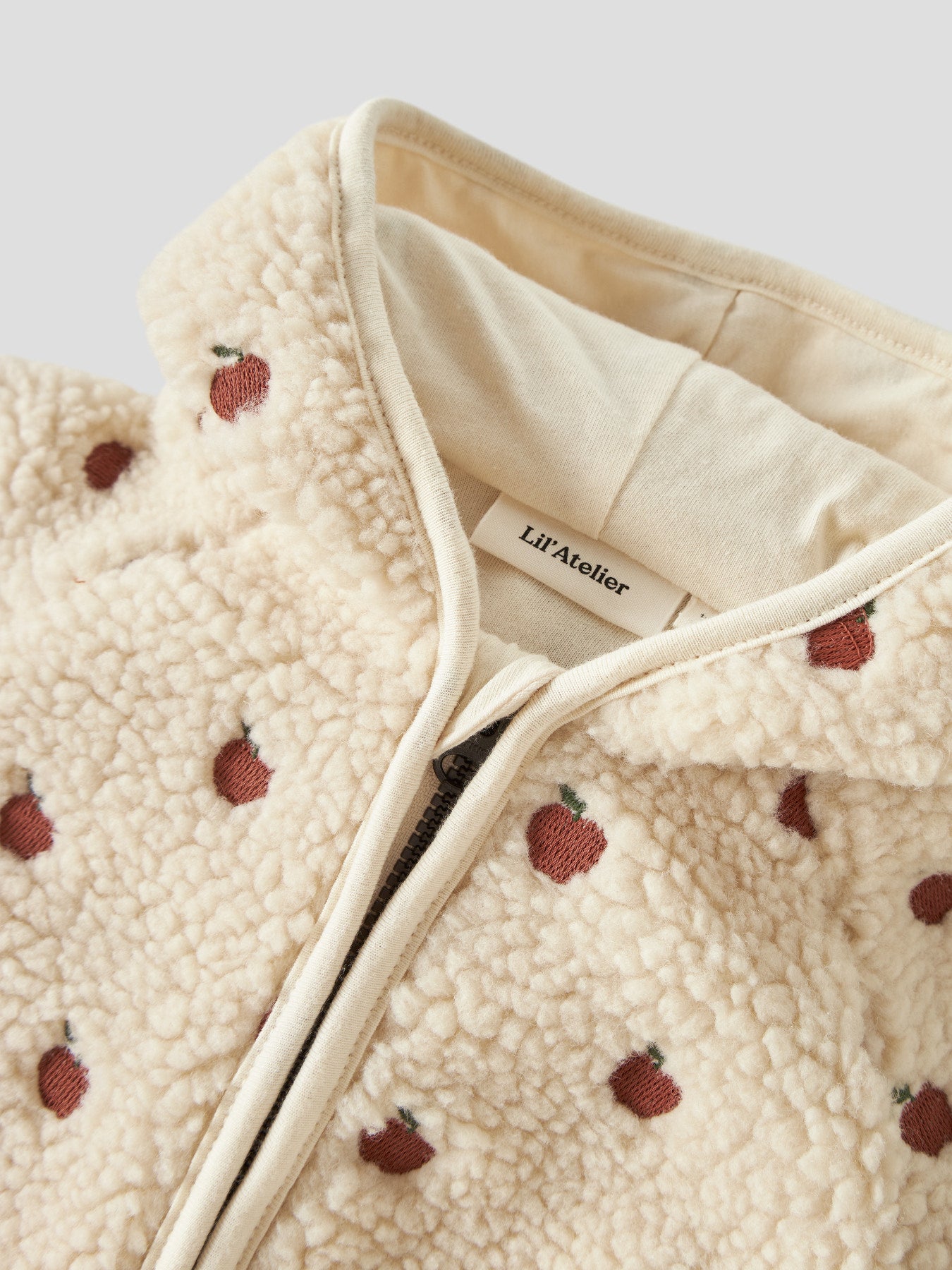 Mönstrad Teddyoverall Baby - Turtledove Apples - NBFNALO SIA LS LOOSE SUIT LIL