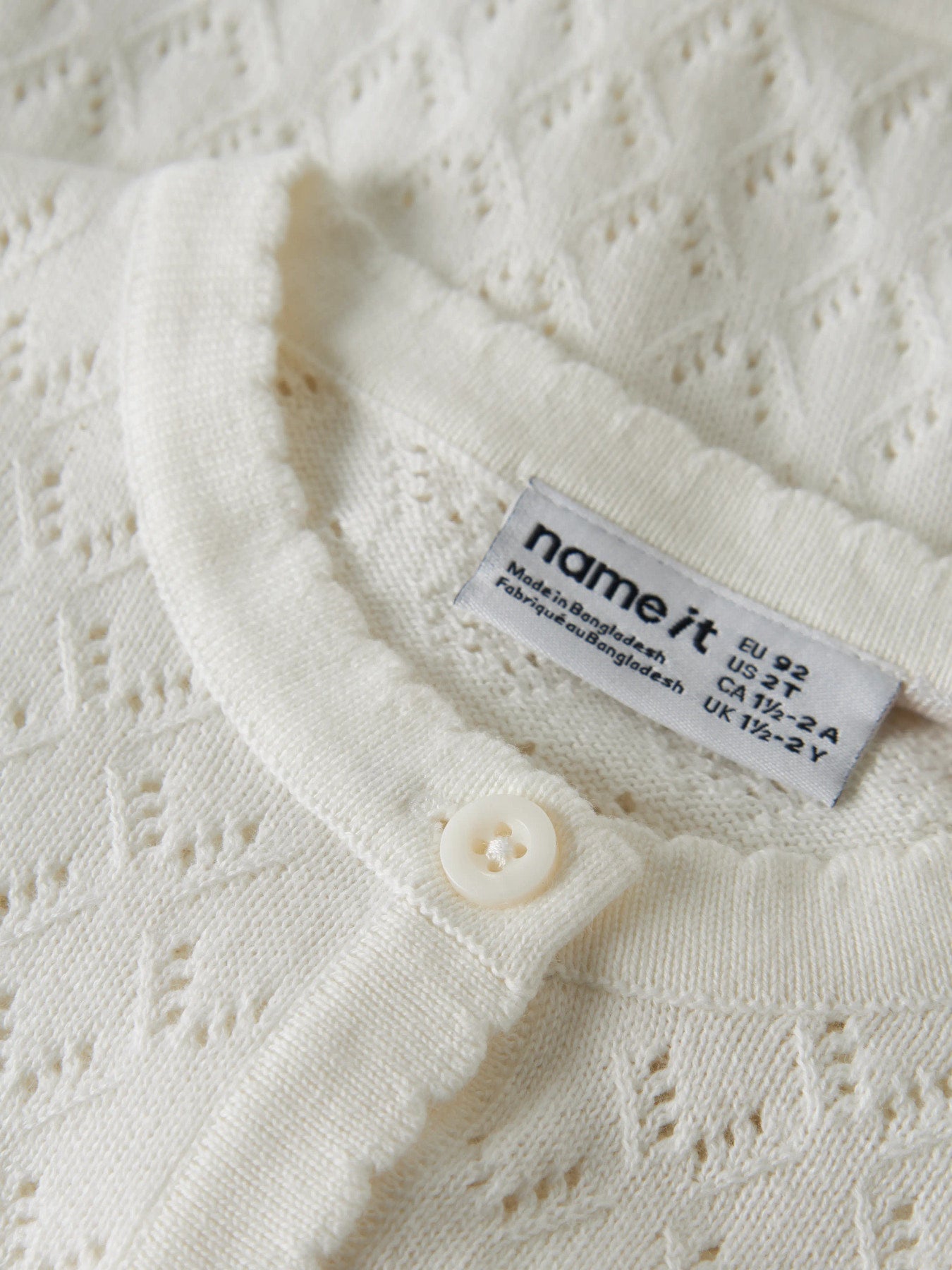 Stickad Kofta i Ekologisk Bomull - NMFDESINA LS SHORT KNIT CARD - Cloud Dancer