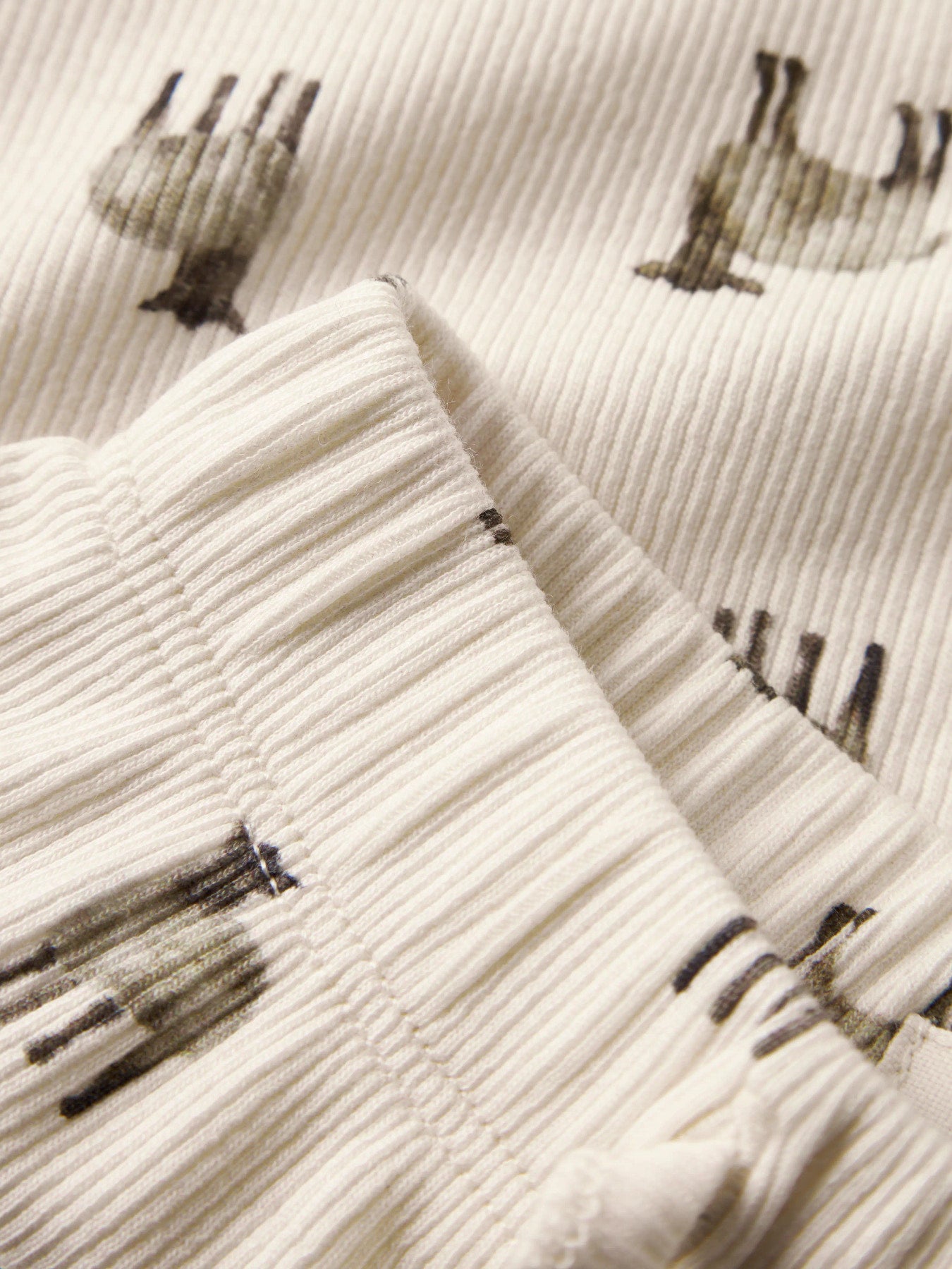Mönstrade Babybyxor i Bomull & TENCEL™ Lyocell - Turtledove SHEEP - NBMGAVO ENK LOOSE PANT LIL