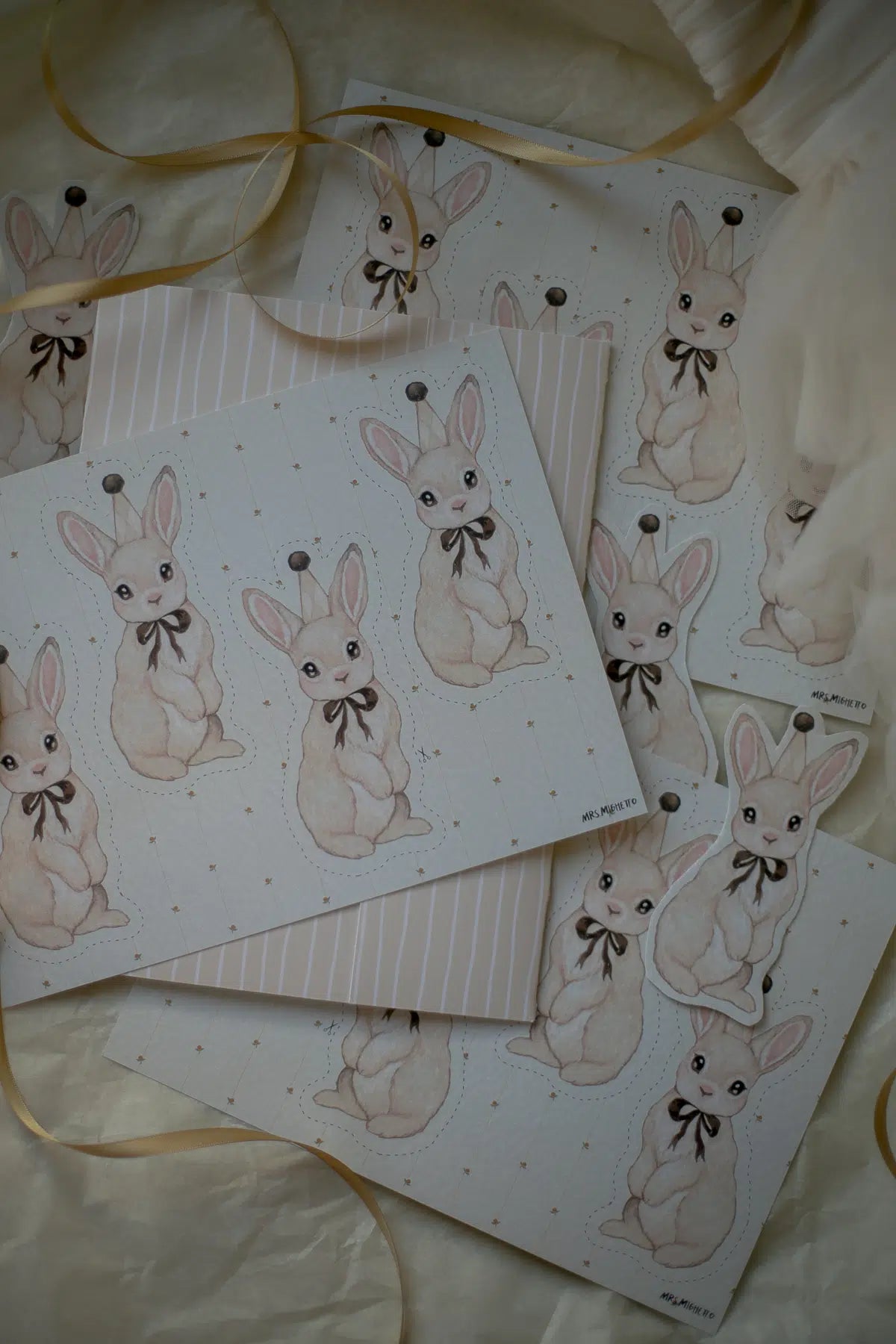 Mrs Mighetto PAPER FRIENDS- BUNNIES