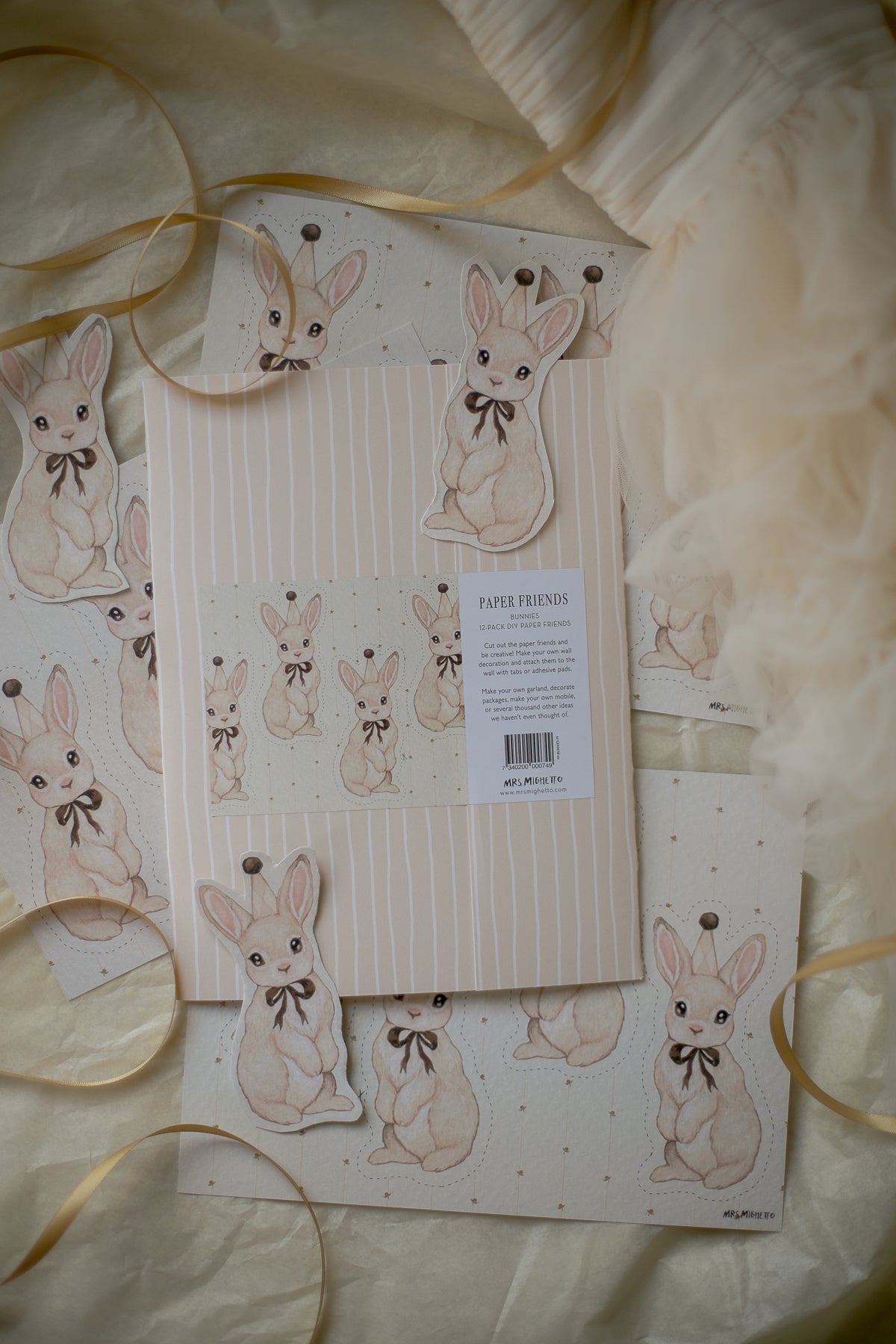 Mrs Mighetto PAPER FRIENDS- BUNNIES