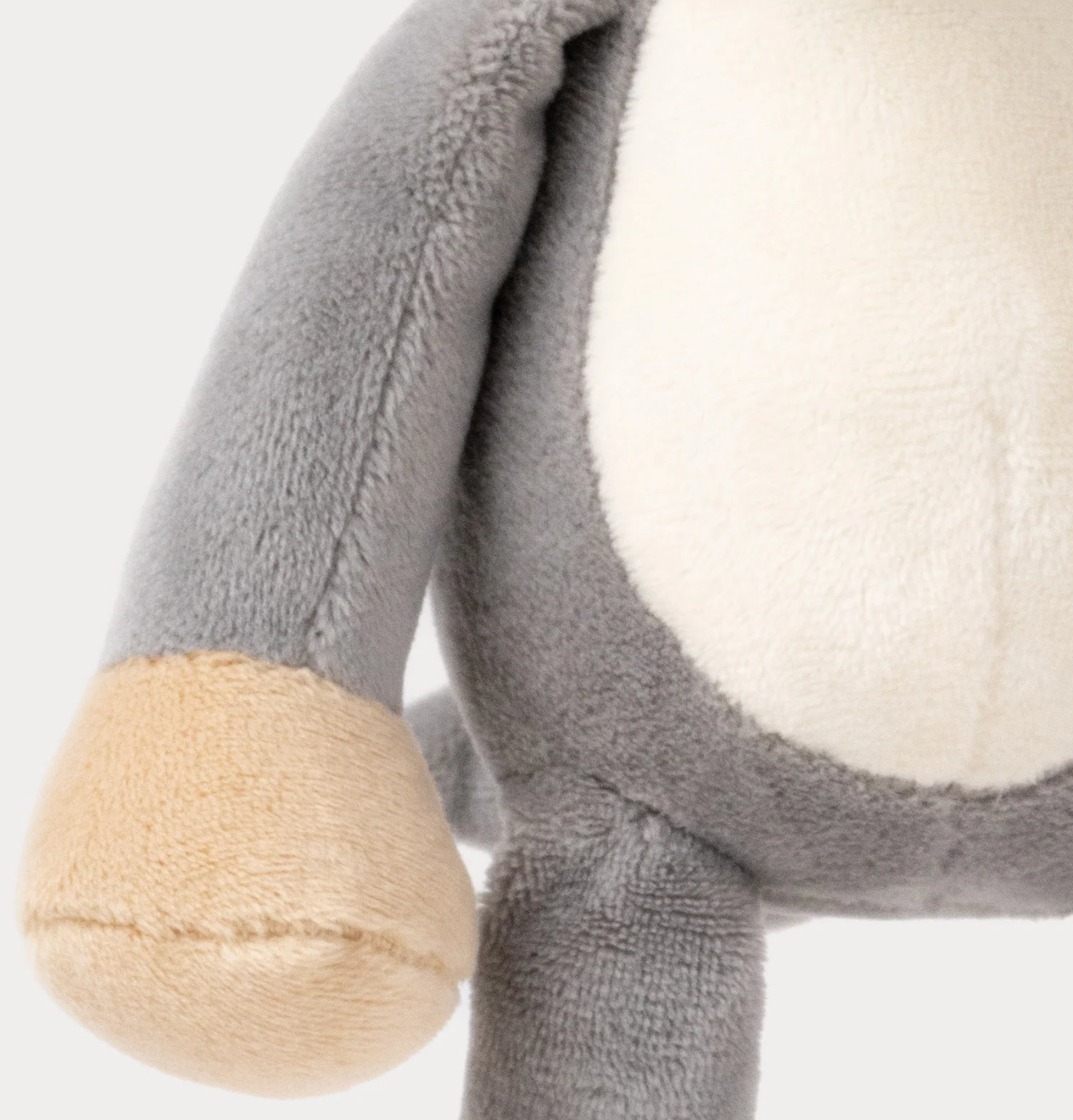 Speldosa, Elefant