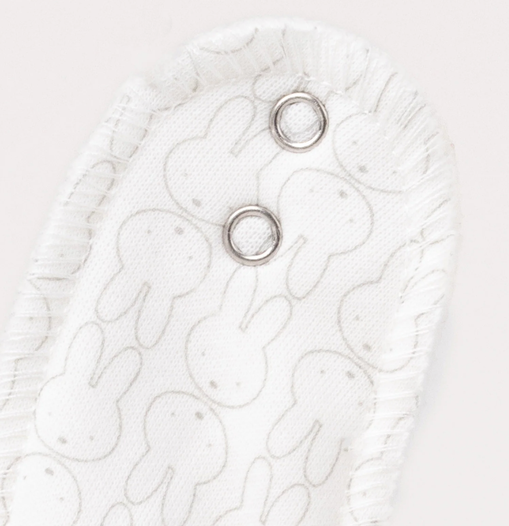 Dregelhaklapp Vit Miffy