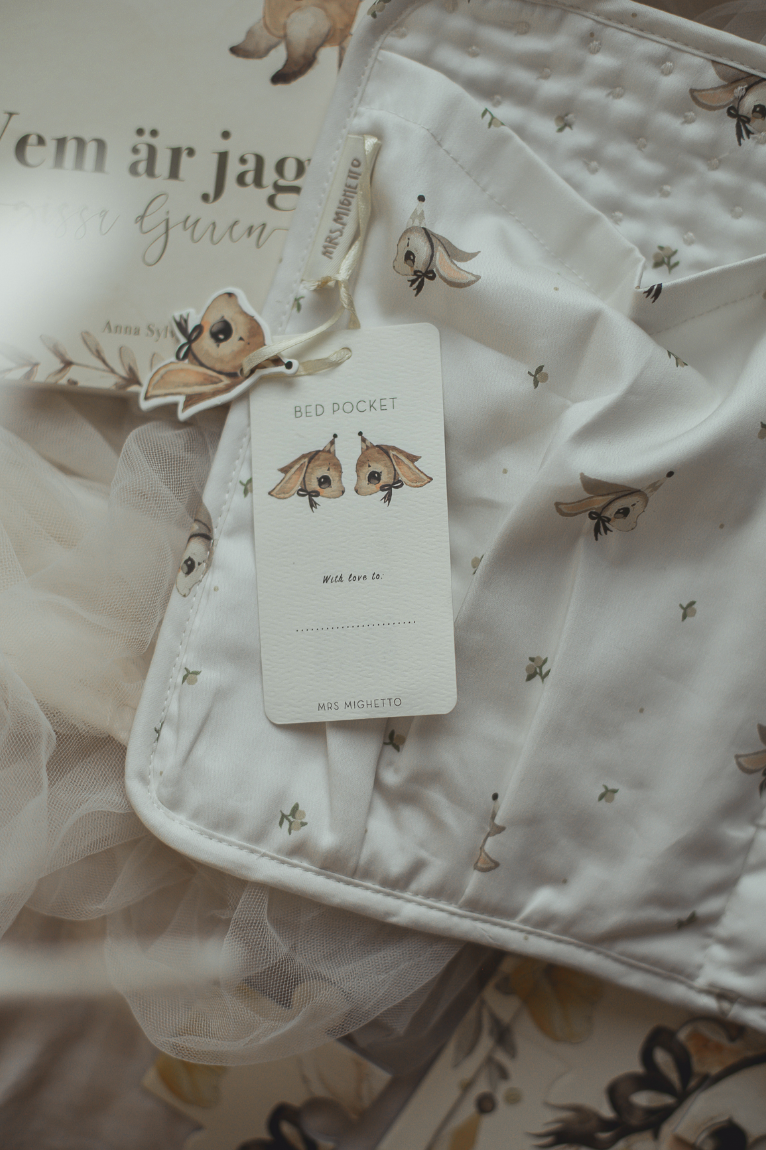 Mrs Mighetto Sängficka vit