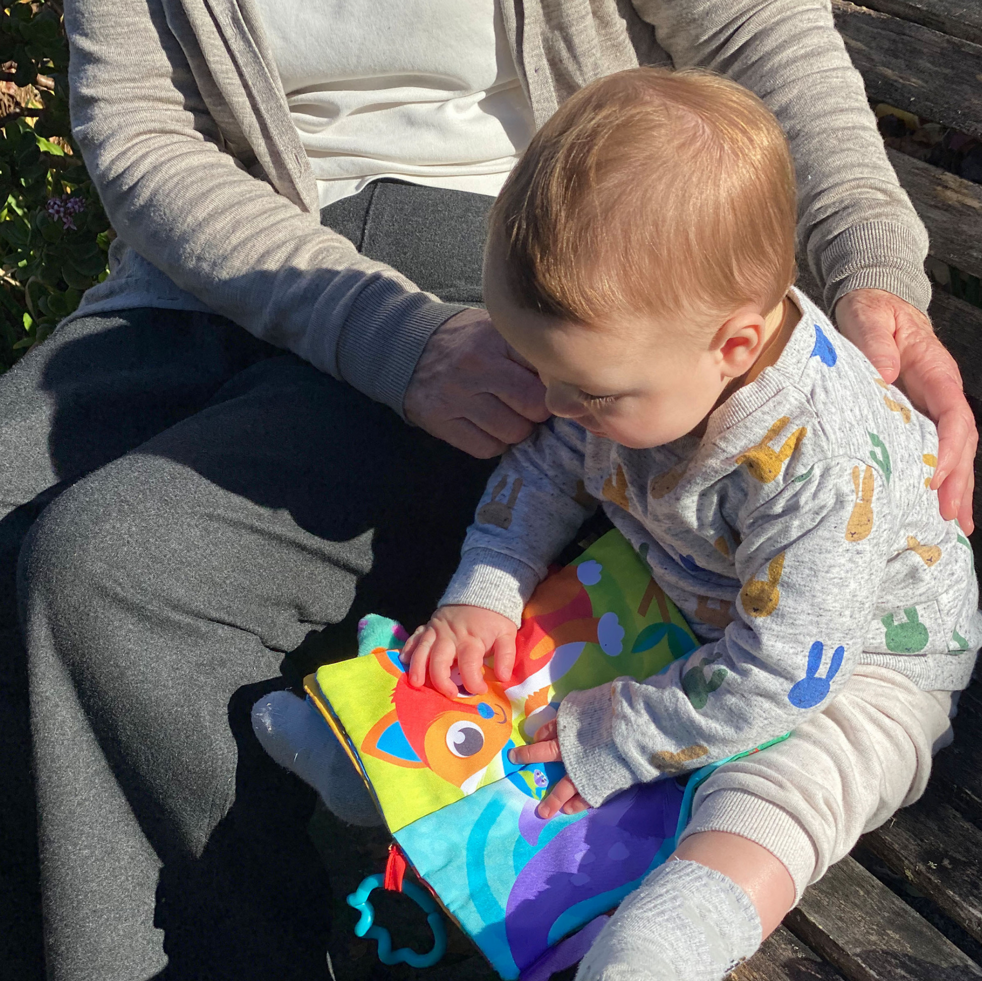 Tails Of The World Sensory Book 0m+