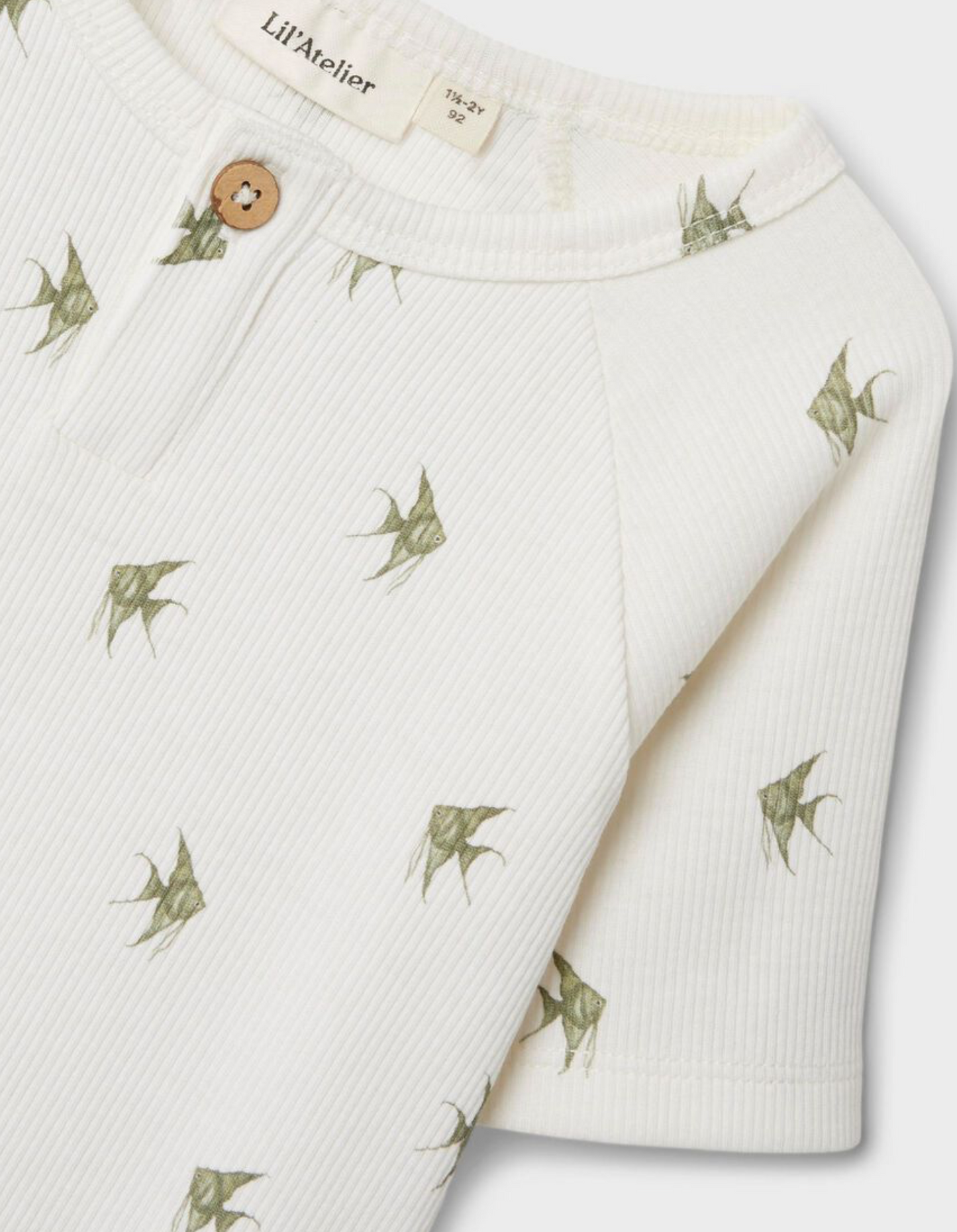 SMAL PASSFORM T-SHIRT - NMMLAVO ENI SS SLIM TOP LIL