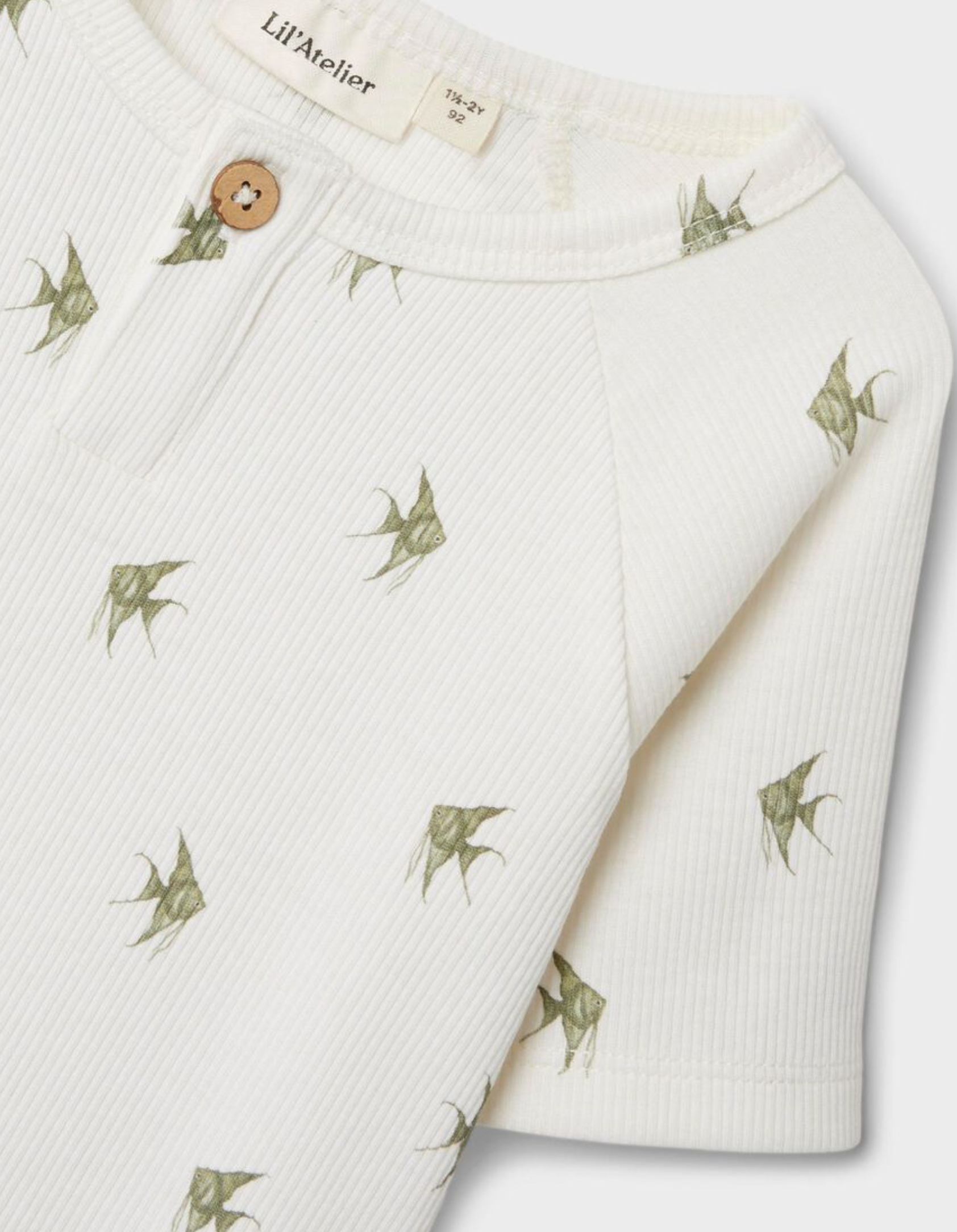 SMAL PASSFORM T-SHIRT - NMMLAVO ENI SS SLIM TOP LIL