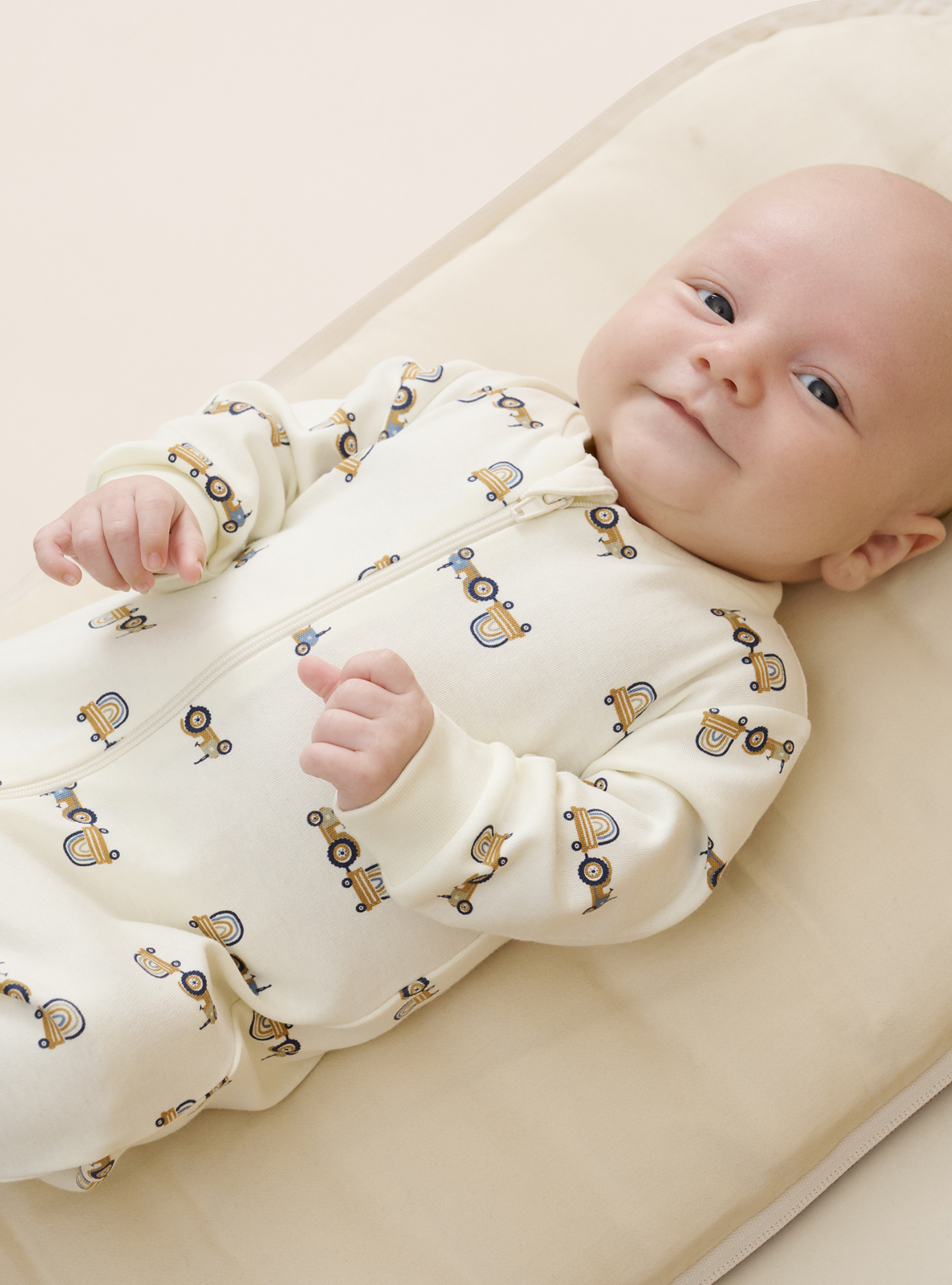 Fixoni - Nightsuit w. feet AOP