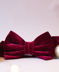 Lieveling sammetshårband med rosett Burgundy
